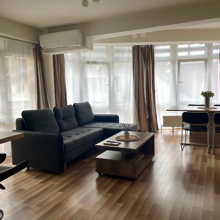 Apartament In Regim Hotelier Сату-Маре Екстер'єр фото